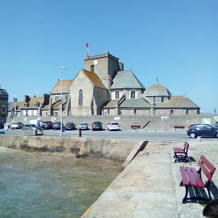 Holiday home La Maison Du Pecheur Barfleur
